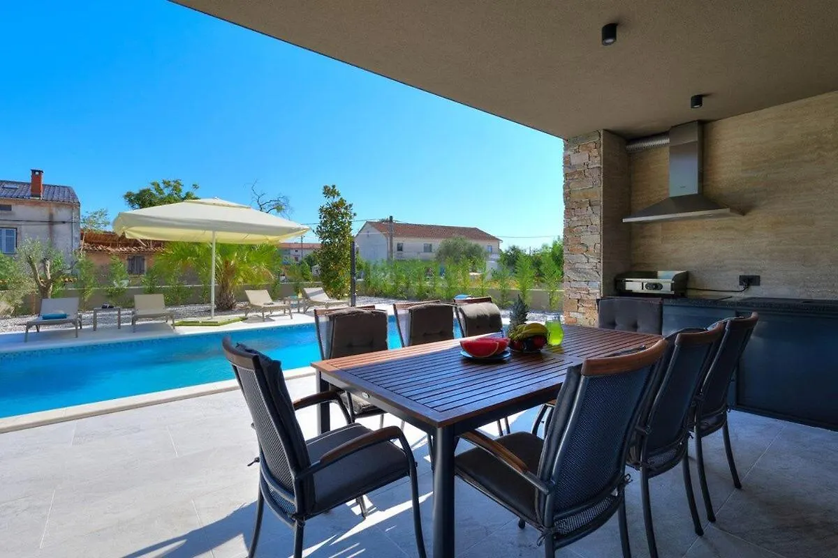 Villa Bavigo Barban Holiday home