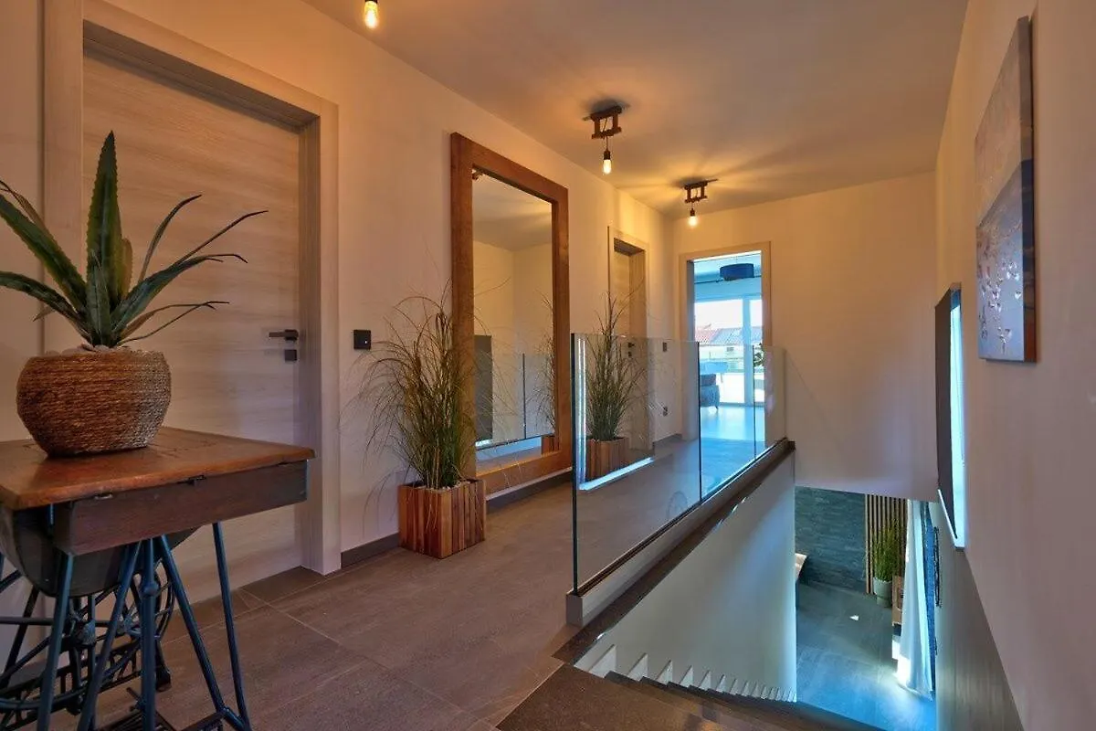 Villa Bavigo Barban 0*,